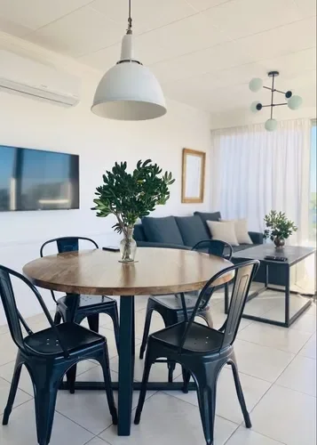 Asiento Sillas de Comedor HDC Group Tolix 4 Unidades Metal Negras Apilables Exterior - Stock disponible - Electrónica