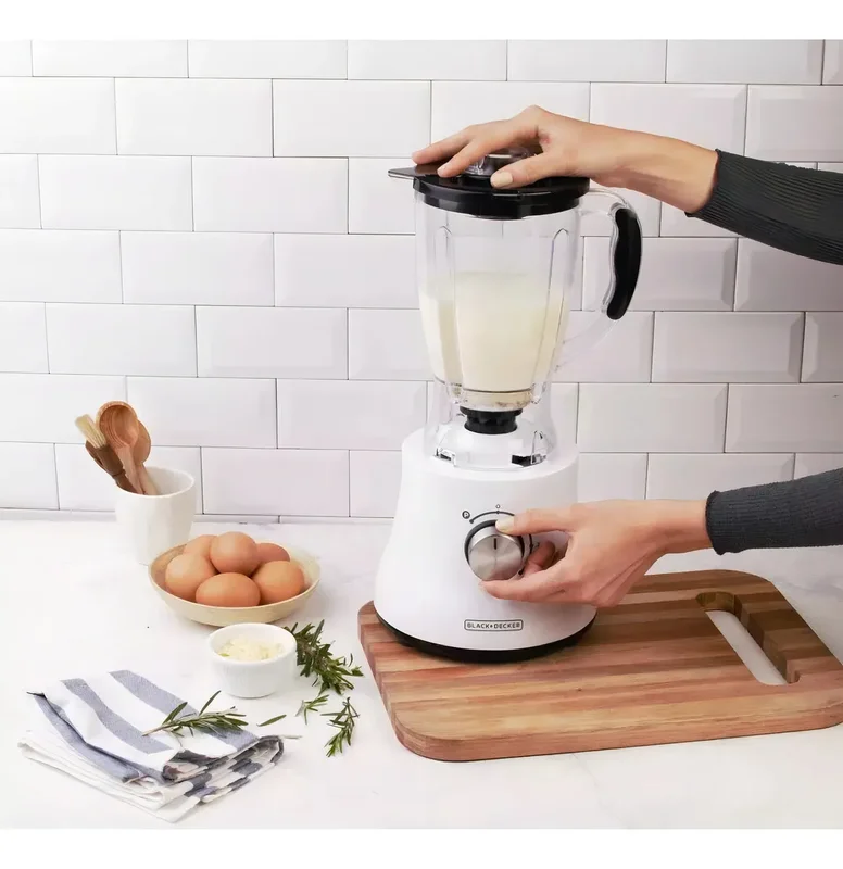 Multiprocesadora Black+Decker FP1002J-AR 750W blanca - Stock disponible - Electrodomésticos