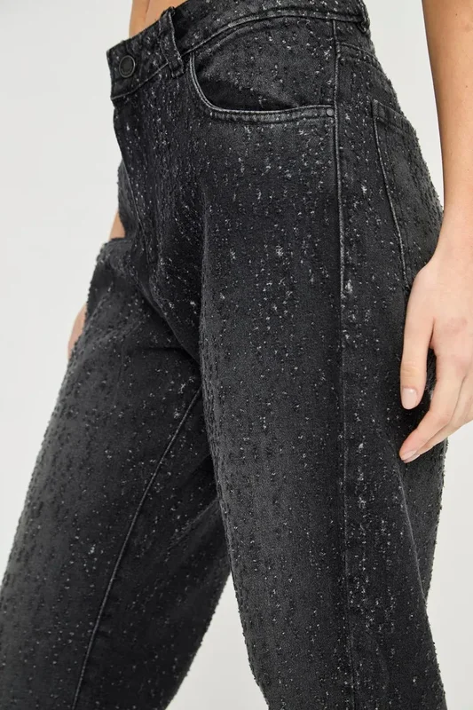 Jean Straight De Mujer Con Agujeritos Lory Uniongood - Stock disponible - Electrónica